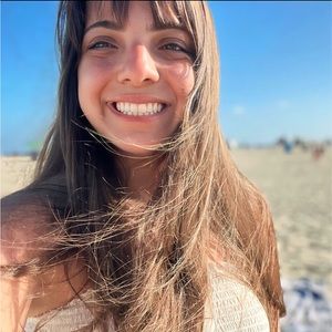 Meet your Posher, Sheila